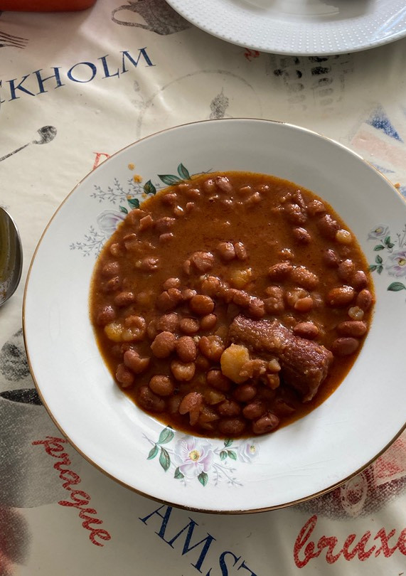 Una foto de Alubias rojas con chorizo en olla express