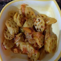 A picture of Bhey ki sabzi.