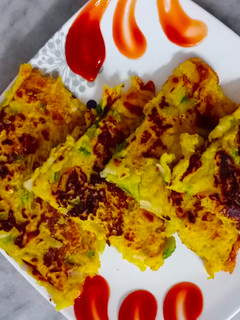 बेसन सूजी चीला (besan suji cheela recipe in hindi) रेसिपी मुख्य फोटो