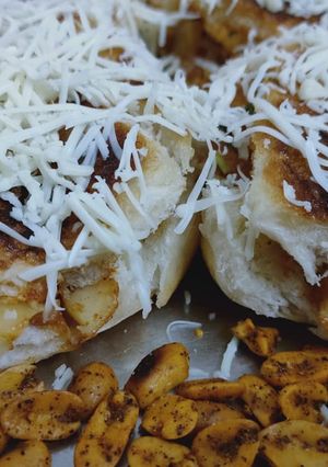 ચીઝ દાબેલી (Cheese Dabeli Recipe In Gujarati) રેસીપી મુખ્ય ફોટો