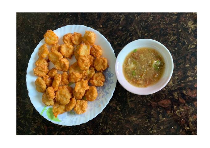 Fried Potrimp with spicy sour sauce