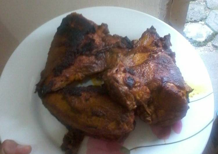 Bagaimana Menyiapkan Ayam bakar teplon yang Bisa Manjain Lidah