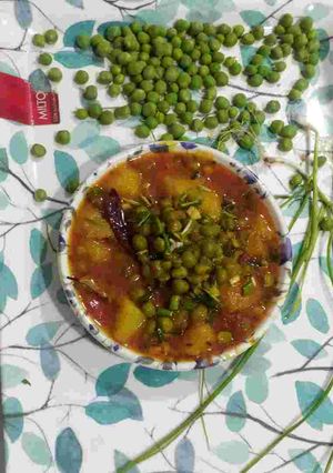 A picture of Green peas potato sabji.