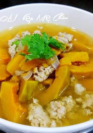 Hình của món Canh bí đỏ thịt băm.