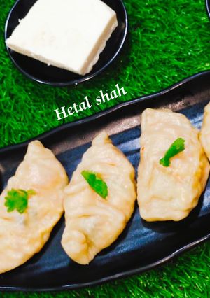 પનીર મોમોસ (Paneer Momos Recipe In Gujarati) રેસીપી મુખ્ય ફોટો