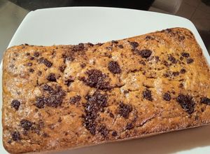 Una foto de Torta de Banana con chispas de chocolate