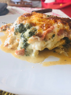 Una foto de Keto - Lasagna rellena con berenjenas, espinacas, ricota, jamón crudo y quesos!