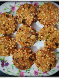 સાબુદાણા વડા (Sabudana Vada Recipe In Gujarati) રેસીપી મુખ્ય ફોટો