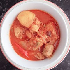 Chicken curry A picture of Chicken curry.