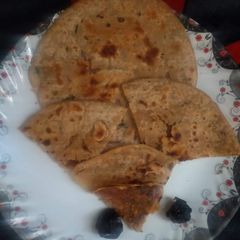A picture of Aloo Paratha.