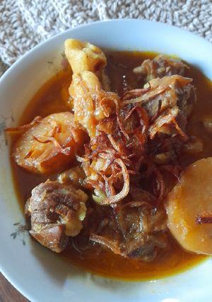 খাসির মাংসের ঝোল (Khasir maangser jhhol recipe in Bengali) রেসিপির প্রধান ছবি