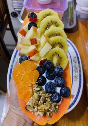 รูปของ Papaya yogurt bowl