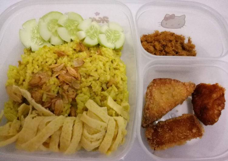 Nasi Kuning Pagi
