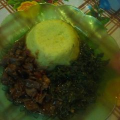 Mashed potatoes, liver n fried vegs A picture of Mashed potatoes, liver n fried vegs.