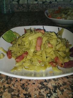 Una foto de Nidos de espinacas con bacon