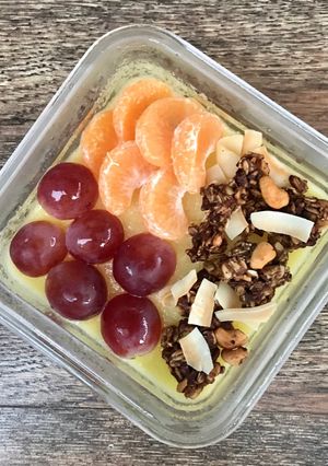 Foto resep •Pineapple Smoothies with Banana, Orange, Grape and Granola• by Dapur Itha
