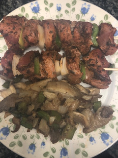Una foto de 387. Brochetas de pavo al pimentón de La Vera (entrante carne)