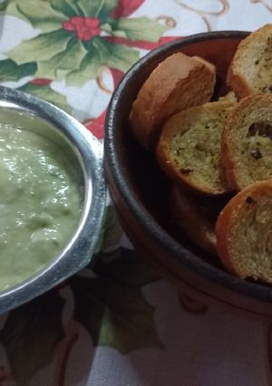 Una foto de Salsa de palta