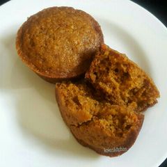 A picture of Easy Carrot cupcakes.
