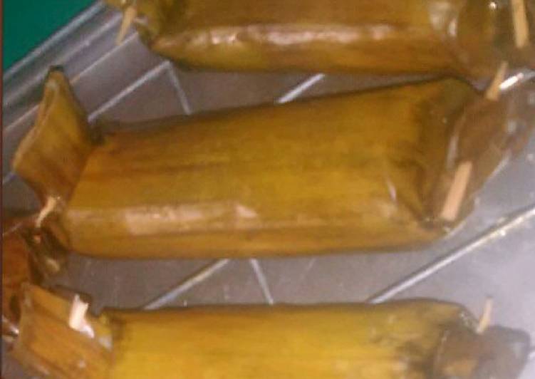 Bagaimana Membuat Arem arem isi udang worken(wortel kentang) step by step yang Lezat