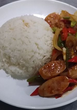 รูปของ แหนมไก่ผัดน้ำพริกเผาราดหน้าข้าว
