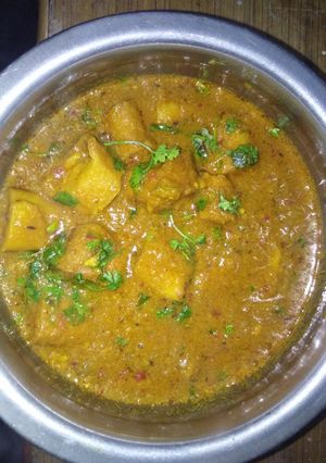 A picture of Besan ke gatte.