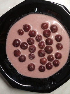 Meggyleves rumos meggyel recept fotója