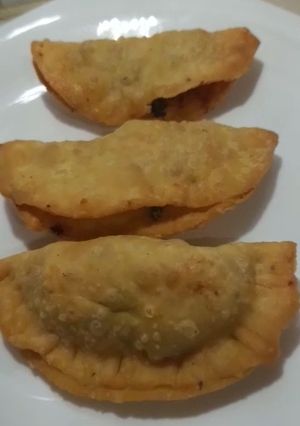 A picture of گجیا سموسہ.