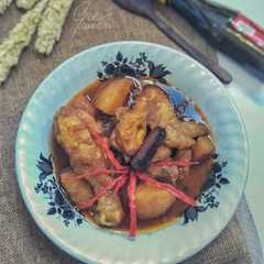 Semur Ayam Kentang Sedap Manis Gurih রেসিপির প্রধান ছবি