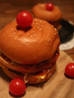 A picture of Protein loaded Split Bengal gram patty burger😊.