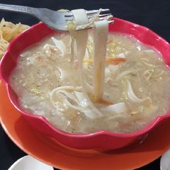 A picture of Chicken Fettuccine Soup.