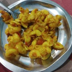 A picture of Macaroni.