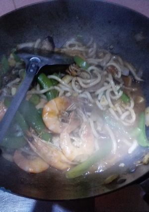 A picture of 亚风面 Prawn noodles.