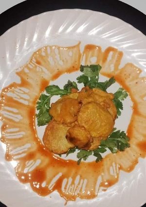 A picture of Aloo pakauda.