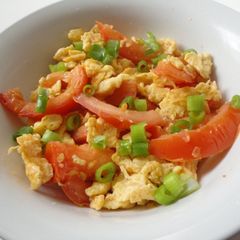 A picture of Tomato Eggs.
