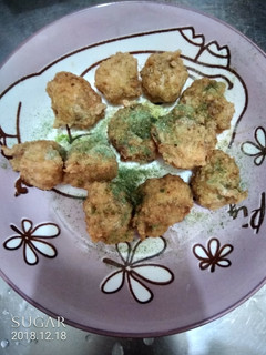 海苔葵鹽炸豬肉丸子 的食譜成品照片