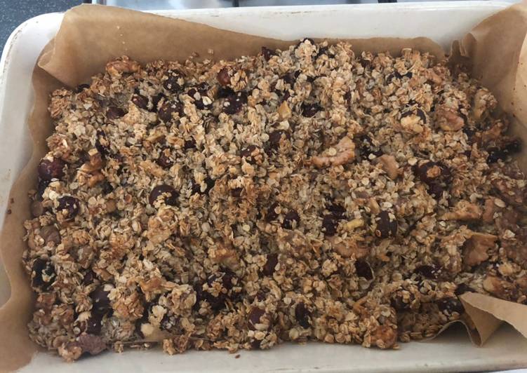 Step-by-Step Guide to Prepare Quick Homemade Granola