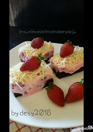 Foto resep Brownies es krim strawberry keju #BikinRamadhanBerkesan