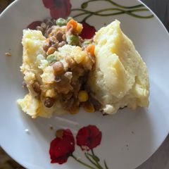Vegan shepherd's pie A picture of Vegan shepherd's pie.