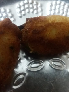 A picture of Bread roll.