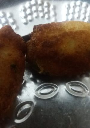 A picture of Bread roll.