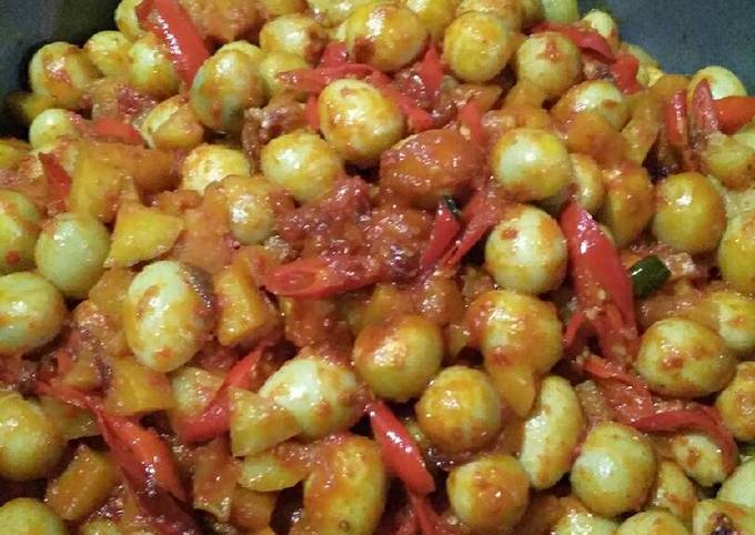 Langkah Mudah untuk Menyiapkan Balado telur puyuh Anti Gagal