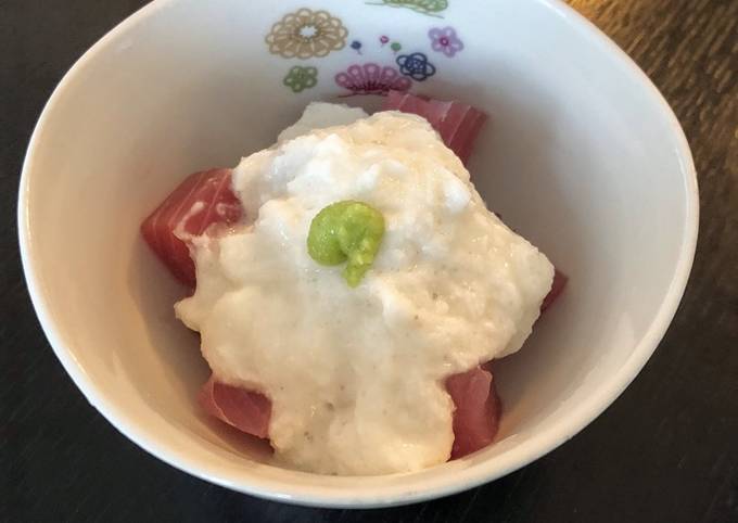 Yama Kake (Tuna tartar with Japanese Yam)