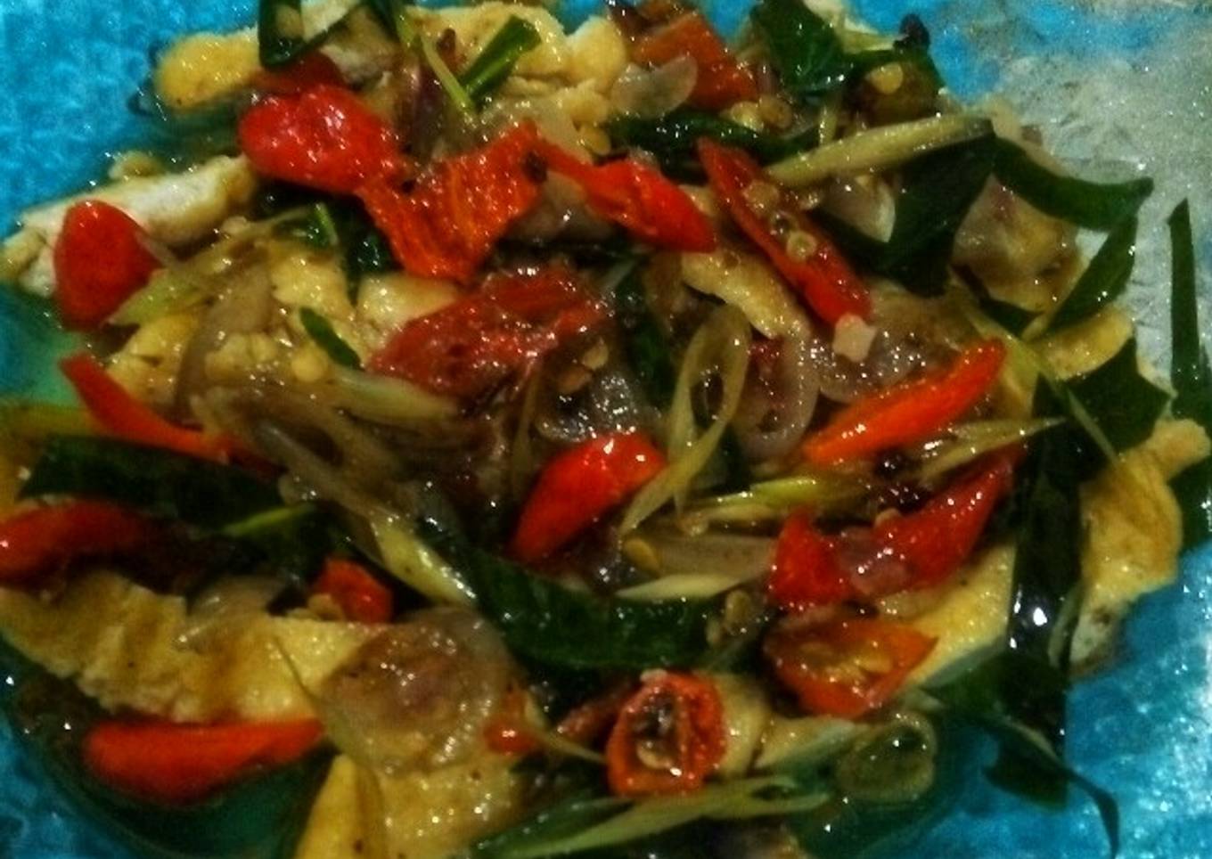 Tahu cincang dengan ukuran sambal