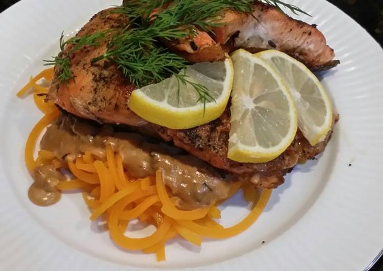 Recipe of Any-night-of-the-week Brad&#39;s seared salmon w/ squash noodles &amp; shallot mushroom sauce