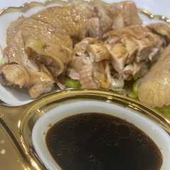 รูปของ Minyak ayam rebus