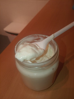 Una foto de Yogurt griego de pera