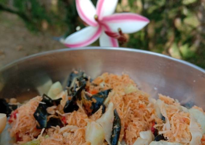 Anti Ribet, Membuat Urap Daun Mengkudu Menu Enak Dan Mudah Dibuat