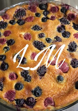 Una foto de Tarta de moras, frambuesas y arándanos