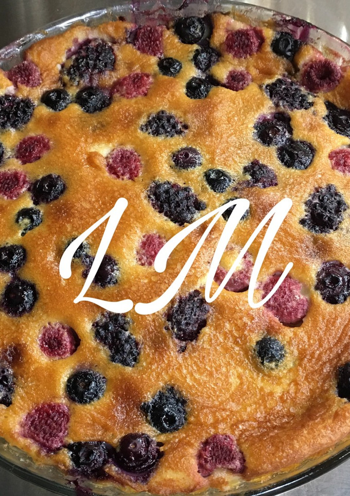 Una foto de Tarta de moras, frambuesas y arándanos